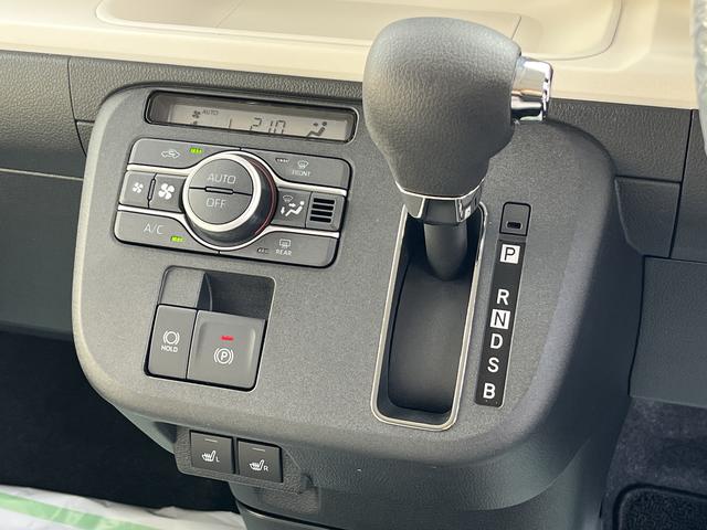 ムーヴキャンバスストライプスＧツートンカラー　ＬＥＤヘッドライト／フォグランプ　両側パワ−スライドドア　コーナーセンサー　運転席／助手席シートヒーター　禁煙車　記録簿　認定中古車　レーンアシスト　衝突回避支援システム搭載車（島根県）の中古車