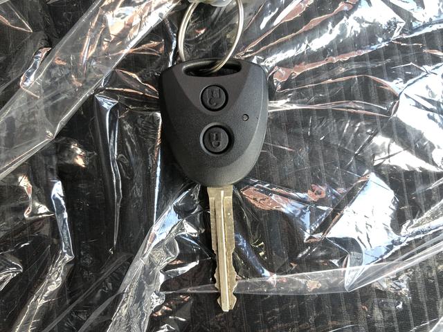 ハイゼットカーゴDX4WD MT車 ABS 禁煙車 記録簿 認定中古車 レーンアシスト オートマチックハイビーム 衝突回避支援システム搭載車(島根県)の中古車