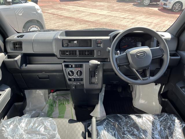 ハイゼットカーゴＤＸ４ＷＤ　　ＡＴ　ＡＢＳ　禁煙車　記録簿　認定中古車　レーンアシスト　オートマチックハイビーム　衝突回避支援システム搭載車（島根県）の中古車