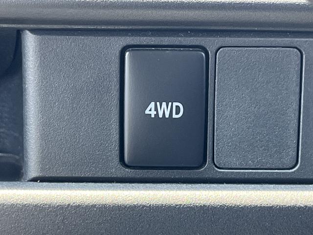 ハイゼットカーゴスペシャルＳＡIII４ＷＤ　　ワンオーナー　ＡＴ　ＡＢＳ　ＬＥＤヘッドライト　禁煙車　記録簿　認定中古車　レーンアシスト　オートマチックハイビーム　衝突回避支援システム搭載車（島根県）の中古車