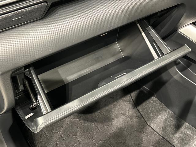 ロッキープレミアムＧ　パノラマモニター付き　前席シートヒーターＬＥＤヘッドランプ・フォグランプ　全車速追従機能付アダプティブクルーズコントロール　レーンキープコントロール　１７インチアルミホイール　シートヒーター　プッシュボタンスタート（広島県）の中古車