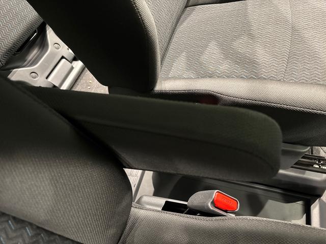 トールカスタムＧ　ターボ　全車速追従機能付ＡＣＣ　キーフリー純正ナビ装着用アップグレードパック　電動パーキングブレーキ＋オートホールドブレーキ機能　両側電動スライドドア　運転席シートリフター　チルトステアリング　オートライト　ＬＥＤヘッドランプ（広島県）の中古車
