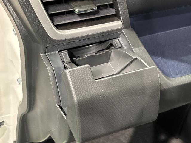 トールカスタムＧ　ターボ　全車速追従機能付ＡＣＣ　キーフリー純正ナビ装着用アップグレードパック　電動パーキングブレーキ＋オートホールドブレーキ機能　両側電動スライドドア　運転席シートリフター　チルトステアリング　オートライト　ＬＥＤヘッドランプ（広島県）の中古車