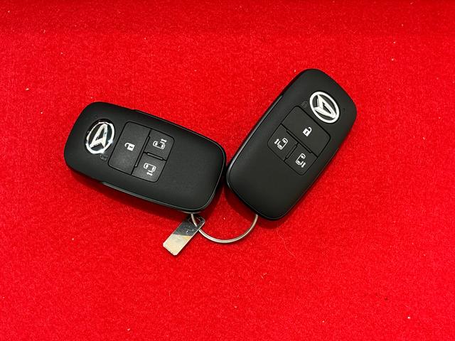 タントカスタムＲＳ　ターボ　両側電動スライドドア　キーフリーパノラマモニター対応純正ナビ装着用アップグレードパック　運転席・助手席シートヒーター　電動パーキングブレーキブレーキ　オートブレーキホールド機能　本革巻ステアリングホイール　本革巻シフトレバー（広島県）の中古車