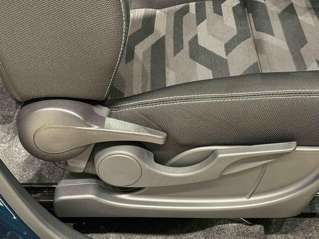 タフトG クロムベンチャー バックモニター 電動パーキングブレーキスカイフィールトップ クロムパック メッキパック シルバーアンダーガーニッシュ インテリアアクセント LEDオートライト&フォグランプ 電動パーキングブレーキ バックカメラ アルミホイール(広島県)の中古車