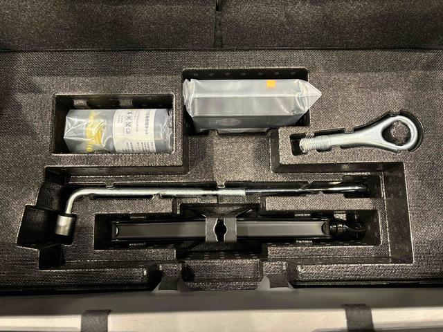 タフトG クロムベンチャー バックモニター 電動パーキングブレーキスカイフィールトップ クロムパック メッキパック シルバーアンダーガーニッシュ インテリアアクセント LEDオートライト&フォグランプ 電動パーキングブレーキ バックカメラ アルミホイール(広島県)の中古車