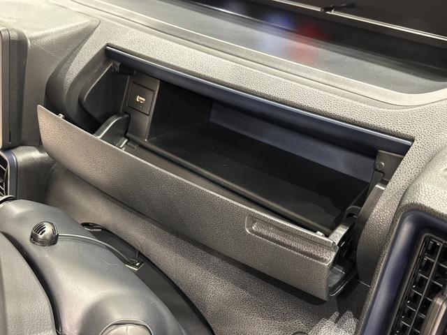 タントＸ　純正ナビゲーション　運転席・助手席シートヒーター純正ナビ装着用アップグレードパック　ドライブレコーダー　電動パーキングブレーキ＋オートホールドブレーキ機能　両側スライド片側電動スライドドア　運転席シートリフター　チルトステアリング（広島県）の中古車