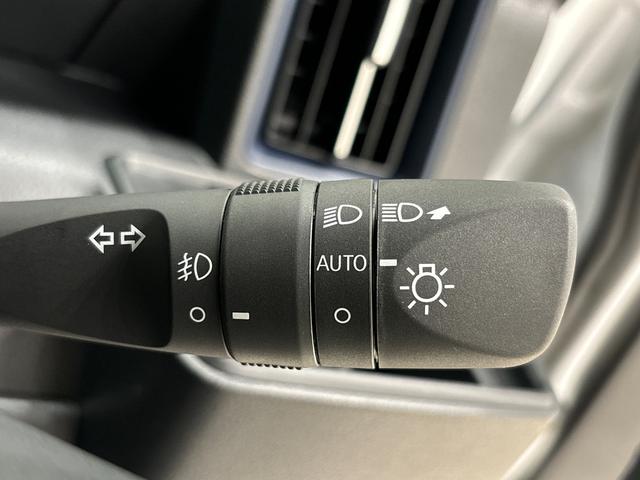 タントカスタムＲＳ　　　　電子パーキング　　ＬＥＤヘッドライトＬＥＤオートライト　パワースライドドアウェルカムオープン機能　電動パーキングブレーキ　運転席助手席シートヒーター　アルミホイール　キーフリーシステム　　オート電動格納式ドアミラー（広島県）の中古車