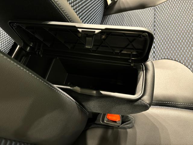 タントカスタムＲＳ　　　　電子パーキング　　ＬＥＤヘッドライトＬＥＤオートライト　パワースライドドアウェルカムオープン機能　電動パーキングブレーキ　運転席助手席シートヒーター　アルミホイール　キーフリーシステム　　オート電動格納式ドアミラー（広島県）の中古車