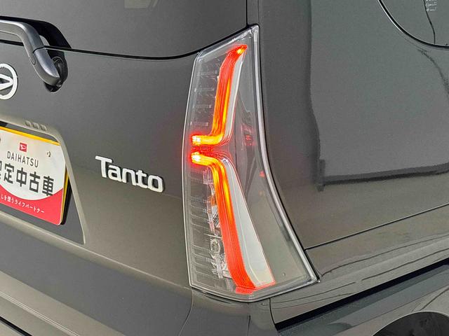 タントカスタム　ＲＳ　　　９インチディスプレイオーディオＬＥＤオートライト　パワースライドドアウェルカムオープン機能　電動パーキングブレーキ　運転席助手席シートヒーター　アルミホイール　キーフリーシステム　　オート電動格納式ドアミラー（広島県）の中古車
