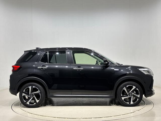 ロッキープレミアムＧ　ＨＥＶバックカメラ・ＬＥＤヘッドランプ・フォグランプ　全車速追従機能付アダプティブクルーズコントロール　レーンキープコントロール　ブラインドスポットモニター　１７インチアルミホイール　シートヒーター（広島県）の中古車