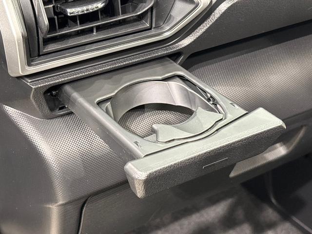 ロッキープレミアムＧ　ＨＥＶバックカメラ・ＬＥＤヘッドランプ・フォグランプ　全車速追従機能付アダプティブクルーズコントロール　レーンキープコントロール　ブラインドスポットモニター　１７インチアルミホイール　シートヒーター（広島県）の中古車