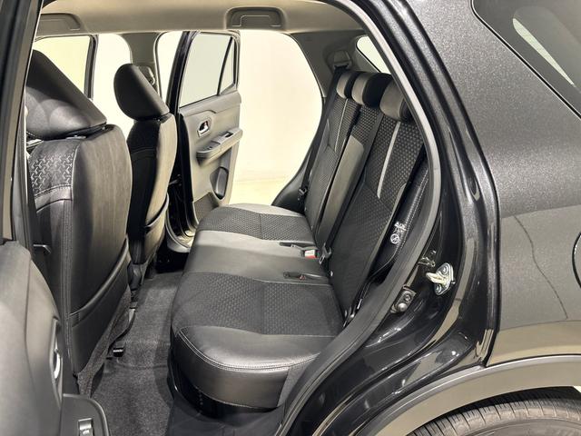 ロッキープレミアムＧ　ＨＥＶバックカメラ・ＬＥＤヘッドランプ・フォグランプ　全車速追従機能付アダプティブクルーズコントロール　レーンキープコントロール　ブラインドスポットモニター　１７インチアルミホイール　シートヒーター（広島県）の中古車