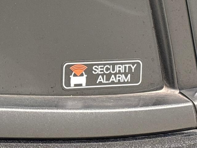 ロッキープレミアムＧ　ＨＥＶバックカメラ・ＬＥＤヘッドランプ・フォグランプ　全車速追従機能付アダプティブクルーズコントロール　レーンキープコントロール　ブラインドスポットモニター　１７インチアルミホイール　シートヒーター（広島県）の中古車