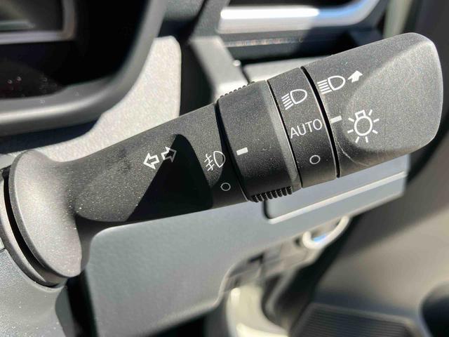 トールカスタムＧ　ターボ両側ＰＳドア　アダプティブクルコン　前後ソナー　Ｉ−ＳＴＯＰ　全周囲モニター　盗難防止システム　スマートキー　ターボ　オートライト　安全ボディ　オートマチックハイビーム　アルミ　ＵＳＢ　ＴＶ　ＢＴ（山口県）の中古車