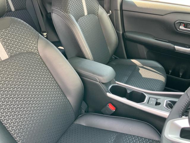 ロッキープレミアムＧワンオーナー車　キーフリーシステム　エアバッグ　アルミホイール　記録簿　スマートキー　ＡＢＳ　禁煙車（山口県）の中古車
