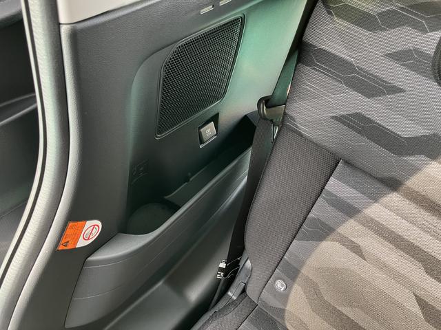 タントファンクロス衝突軽減システム　両側オートドア　禁煙車　ワンオーナー　オートＬＥＤ　レーンキープアシスト　ＬＥＤヘットライト　キーレスエントリー　スマートキ−　アルミ　セキュリティ　衝突安全ボディ　Ｗエアバック（山口県）の中古車