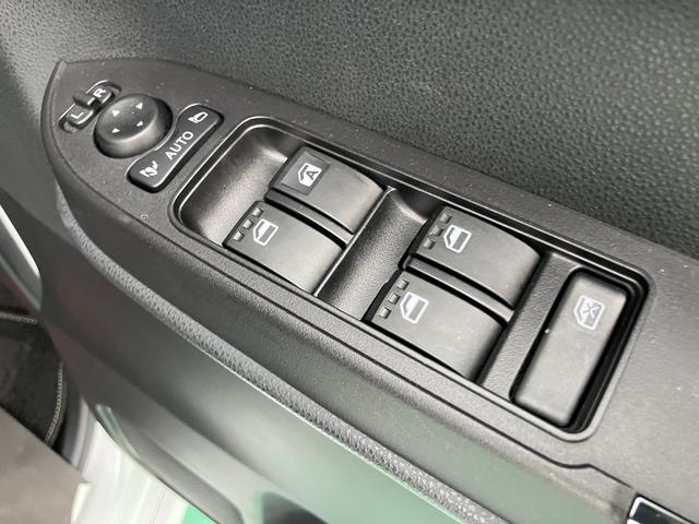 タントカスタムＲＳ両側パワスライドドア　レーンキープＡ　ＩＳＴＯＰ　オートミラー　オートＬＥＤ　ターボエンジン　ＬＥＤライト　キーフリー　セキュリティ　安全ボディー　アルミホイール　ＡＢＳ　エアバック（山口県）の中古車