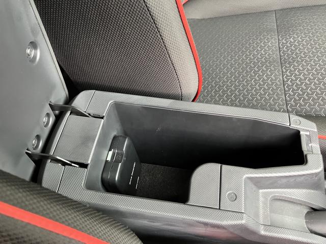 ロッキーＧ　ナビ　全方位バックカメラ　シートヒーター衝突回避支援ブレーキ　車線逸脱警報　記録簿あり　盗難防止装置　オートライト　スマ−トキ−　カーナビ　キ−フリ−　Ｒカメラ　エコアイドル　シートヒーター付き（山口県）の中古車