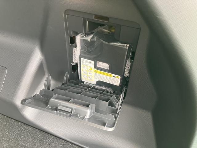 ロッキーＧ　ナビ　全方位バックカメラ　シートヒーター衝突回避支援ブレーキ　車線逸脱警報　記録簿あり　盗難防止装置　オートライト　スマ−トキ−　カーナビ　キ−フリ−　Ｒカメラ　エコアイドル　シートヒーター付き（山口県）の中古車