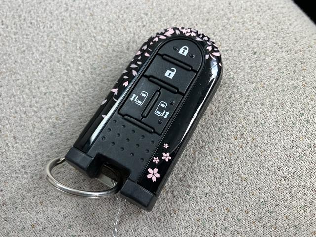 ムーヴキャンバスＧメイクアップＶＳ　ＳＡIII踏み間違え防止　ＡＨＢ　衝突安全ボディ　電動格納ミラー　ＬＥＤライト　キーフリーシステム　オートライト　セキュリティアラーム　エアバック　ＡＢＳ　プッシュスタートスマートキー　両側パワードア　１オーナ（山口県）の中古車