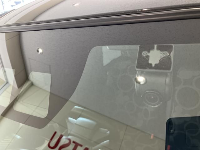 タントカスタムＸスタイルセレクションイモビライザー　衝突回避ブレーキ　車線逸脱警告　ＢＴ　Ａストップ　スマートキ−　電動格納式ドアミラー　ＵＳＢ接続　ＤＶＤ　１オーナー　ドライブレコーダー　キーフリー　メモリーナビ　シ−トヒ−タ−（山口県）の中古車