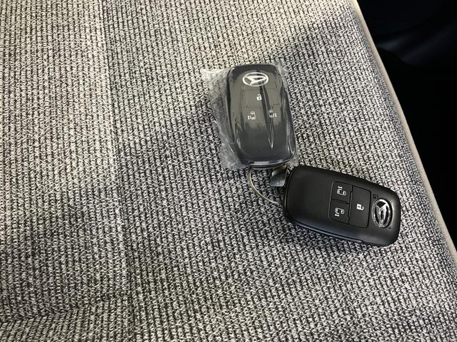 ムーヴキャンバスストライプスＧ追突軽減ブレーキ　禁煙　ＬＥＤライト　車線逸脱警告　スマートキー　キーレスエントリー　オートＬＥＤ　ＡＢＳ　運転席エアバック　両側ＰＳＤ（山口県）の中古車