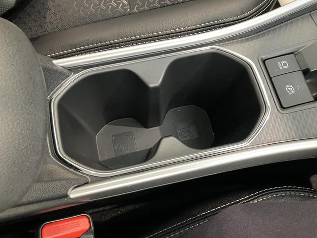 ロッキープレミアムＧ　ＨＥＶ衝突回避支援システム　車線逸脱防止　オートＬＥＤ　ＬＥＤヘッドランプ　Ｓヒーター　ＡＢＳ　アルミホイール　スマートキー　Ａストップ　１オーナー　キーレスエントリー　エアバッグ　レーダクルーズ（山口県）の中古車