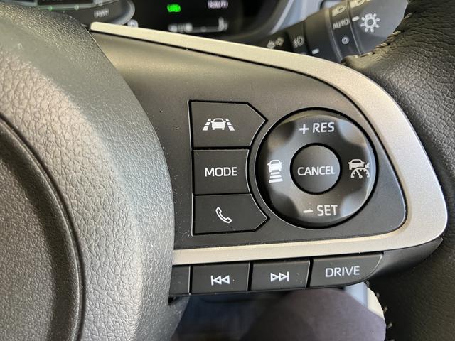 ロッキープレミアムＧ　ＨＥＶ衝突回避支援システム　車線逸脱防止　オートＬＥＤ　ＬＥＤヘッドランプ　Ｓヒーター　ＡＢＳ　アルミホイール　スマートキー　Ａストップ　１オーナー　キーレスエントリー　エアバッグ　レーダクルーズ（山口県）の中古車