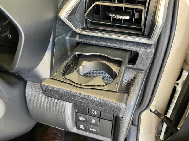 ロッキープレミアムＧ　ＨＥＶ衝突回避支援システム　車線逸脱防止　オートＬＥＤ　ＬＥＤヘッドランプ　Ｓヒーター　ＡＢＳ　アルミホイール　スマートキー　Ａストップ　１オーナー　キーレスエントリー　エアバッグ　レーダクルーズ（山口県）の中古車