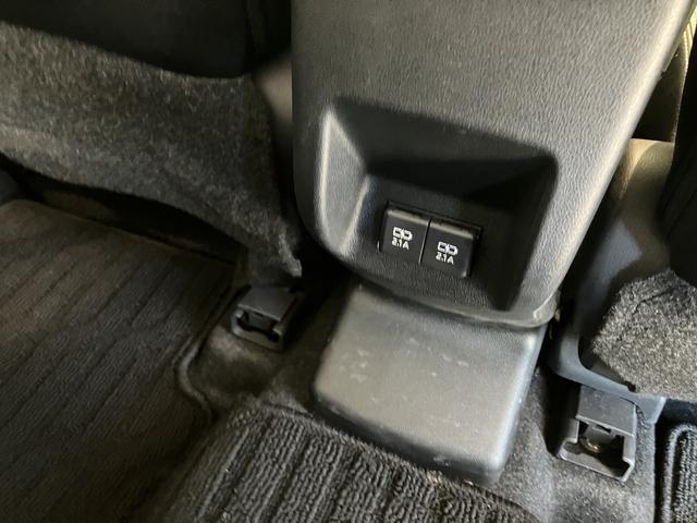 ロッキープレミアムＧ　ＨＥＶ衝突回避支援システム　車線逸脱防止　オートＬＥＤ　ＬＥＤヘッドランプ　Ｓヒーター　ＡＢＳ　アルミホイール　スマートキー　Ａストップ　１オーナー　キーレスエントリー　エアバッグ　レーダクルーズ（山口県）の中古車