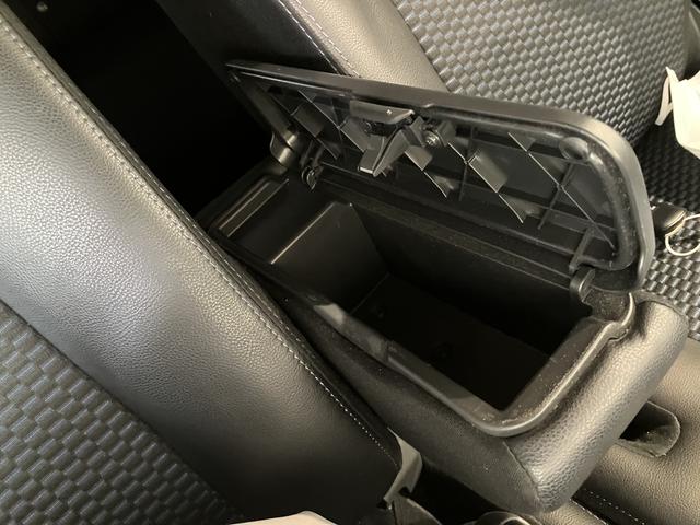 タントカスタムＸキーレススタート　スマートキープッシュスタート　両側自動ドア　衝突被害軽減装置　Ｂモニタ　禁煙　オートＬＥＤ　イモビライザー　車線逸脱警報　運転席シートヒーター　ワンオーナー　ＬＥＤヘッドライト（山口県）の中古車