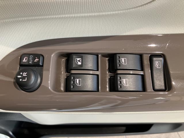 ムーヴキャンバスＧメイクアップ　ＳＡIIIＵＳＢ接続　衝突軽減ブレーキ　インテリキー　パノラマモニター対応　Ｗ電動ドア　ナビ　オートハイビーム　ワンオーナー　キーフリーシステム　レーンアシスト　ドラレコ　記録簿　エアバッグ　ＡＢＳ　Ｂトゥース（山口県）の中古車