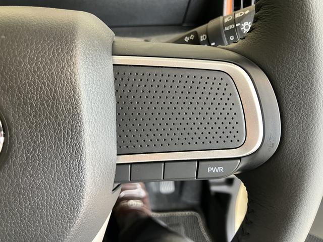 タントファンクロスターボＬＥＤランプ　シートヒータ　衝突軽減ブレーキ　スマートキ　車線逸脱警報　１オーナー　盗難警報装置　アルミ　キーフリー　ターボ　オートマチックハイビーム　ＡＢＳ　エアバッグ　両自動ドア（山口県）の中古車