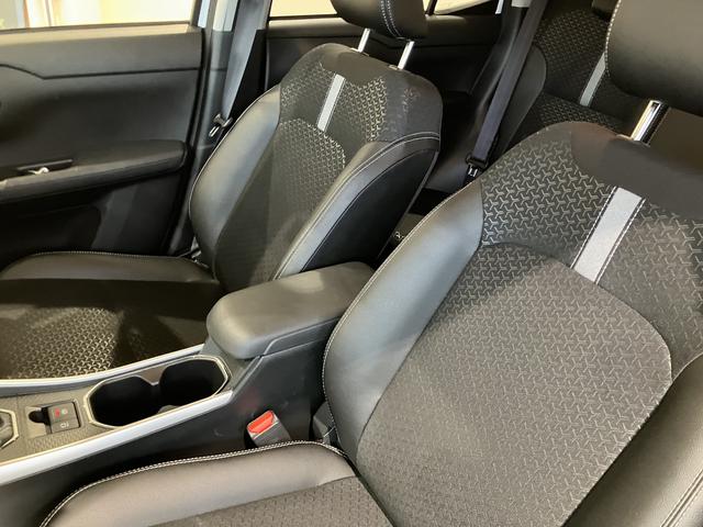 ロッキープレミアムＧ　ＨＥＶ追従式クルーズコントロール　ＵＳＢ接続　衝突被害軽減　Ｂｌｕｅｔｏｏｔｈ対応　アルミホイル　エアバッグ　オートＬＥＤ　Ｓヒーター　スマートキー　ＡＢＳ　キーフリー　３６０°モニター　ＬＫＡ（山口県）の中古車