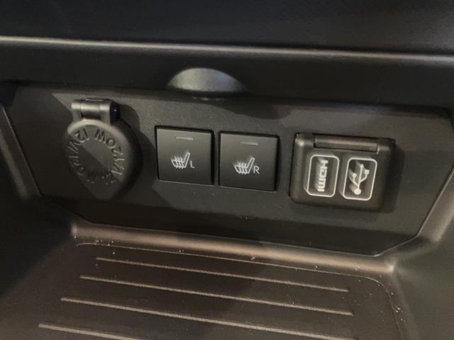 ロッキープレミアムＧ　ＨＥＶ追従式クルーズコントロール　ＵＳＢ接続　衝突被害軽減　Ｂｌｕｅｔｏｏｔｈ対応　アルミホイル　エアバッグ　オートＬＥＤ　Ｓヒーター　スマートキー　ＡＢＳ　キーフリー　３６０°モニター　ＬＫＡ（山口県）の中古車