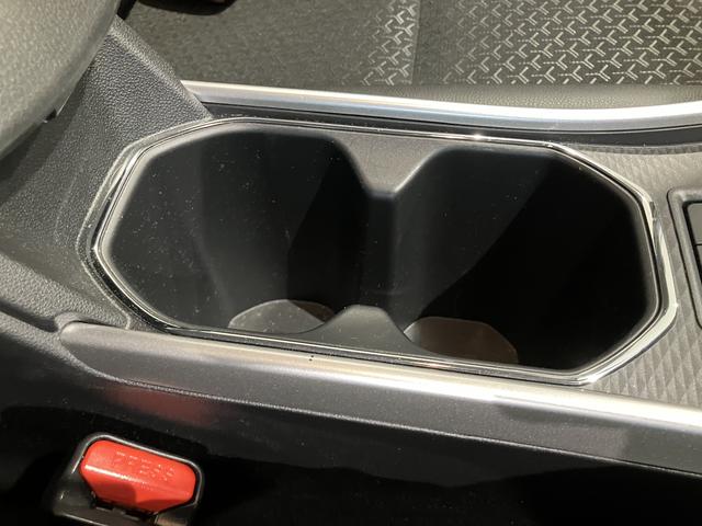 ロッキープレミアムＧ　ＨＥＶ追従式クルーズコントロール　ＵＳＢ接続　衝突被害軽減　Ｂｌｕｅｔｏｏｔｈ対応　アルミホイル　エアバッグ　オートＬＥＤ　Ｓヒーター　スマートキー　ＡＢＳ　キーフリー　３６０°モニター　ＬＫＡ（山口県）の中古車