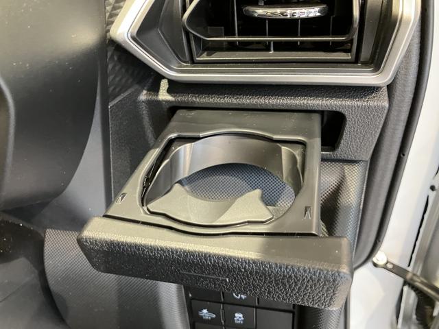 ロッキープレミアムＧ　ＨＥＶ追従式クルーズコントロール　ＵＳＢ接続　衝突被害軽減　Ｂｌｕｅｔｏｏｔｈ対応　アルミホイル　エアバッグ　オートＬＥＤ　Ｓヒーター　スマートキー　ＡＢＳ　キーフリー　３６０°モニター　ＬＫＡ（山口県）の中古車