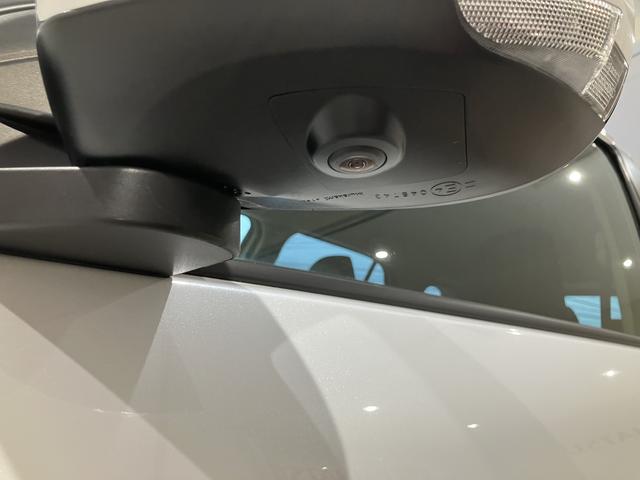 ロッキープレミアムＧ　ＨＥＶ追従式クルーズコントロール　ＵＳＢ接続　衝突被害軽減　Ｂｌｕｅｔｏｏｔｈ対応　アルミホイル　エアバッグ　オートＬＥＤ　Ｓヒーター　スマートキー　ＡＢＳ　キーフリー　３６０°モニター　ＬＫＡ（山口県）の中古車