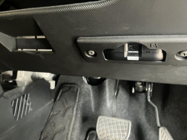 ロッキーＧパノラマモニター付き　車線逸脱警告　ブルートゥース　ＡＷ　誤発進抑制機能　タ−ボ　オートマチックハイビーム　ワンオーナー　整備記録簿　ナビ　前席シートヒーター　キーフリーシステム　禁煙　ドラレコ（山口県）の中古車
