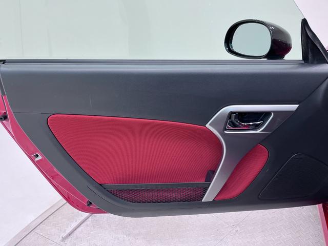 コペンセロ Sシートヒーター キーフリー アイドリングストップ エアコン パワーステアリング パワーウィンドウ 運転席エアバッグ ABS ティーゼットデオプラス(岡山県)の中古車