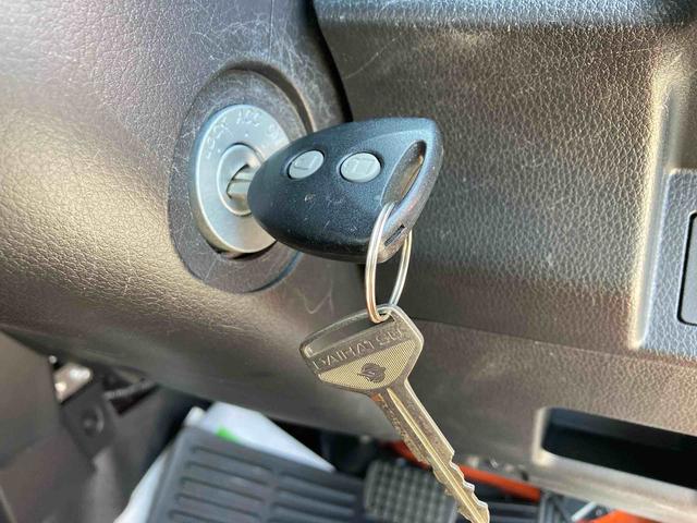 ハイゼットトラックジャンボＳＡIIIｔナビ　バックカメラ　ＥＴＣ　ＬＥＤヘッドライト　衝突被害軽減システム　運転席エアバック　荷台作業灯　農業女子パック　キーレスエントリー　マニュアルエアコン　パワーウィンドウ（広島県）の中古車