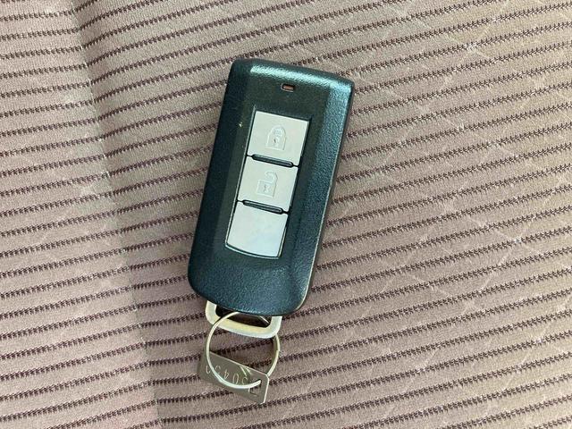 ｅＫワゴンＧセーフティパッケージナビ　パノラマモニター付ルームミラー　ドライブレコーダー　運転席エアバック　電動格納ドアミラー　キーレスエントリー　アイドリングストップ　オートエアコン　ワンオーナー　取扱説明書　メンテナンスノート（広島県）の中古車