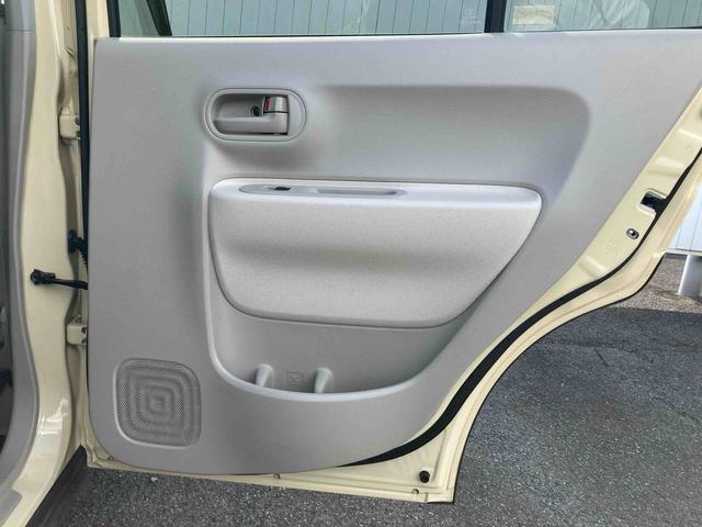 アルトラパンＬＣＤチューナー　プッシュボタンスタート　運転席シートヒーター　アイドリングストップ　電動格納ドアミラー　キーレスエントリー　マニュアルエアコン　禁煙車（広島県）の中古車