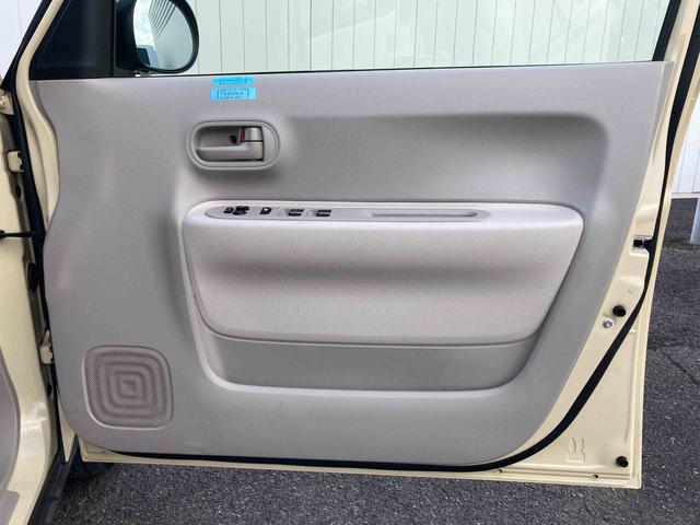 アルトラパンＬＣＤチューナー　プッシュボタンスタート　運転席シートヒーター　アイドリングストップ　電動格納ドアミラー　キーレスエントリー　マニュアルエアコン　禁煙車（広島県）の中古車