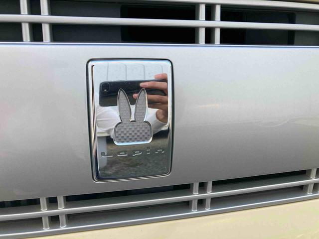 アルトラパンＬＣＤチューナー　プッシュボタンスタート　運転席シートヒーター　アイドリングストップ　電動格納ドアミラー　キーレスエントリー　マニュアルエアコン　禁煙車（広島県）の中古車