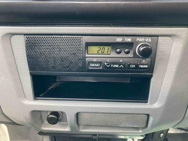 ミニキャブトラックＶＸ−ＳＥ４ＷＤ　ＭＴ　ラジオ　マニュアルエアコン　パワーステアリング（広島県）の中古車