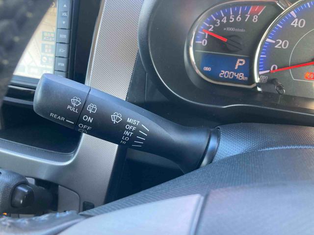 ムーヴカスタム　Ｘリミテッド　ＳＡナビ　バックカメラ　衝突被害軽減システム　電動格納ドアミラー　アルミホイール　キーレスエントリー　オートエアコン　ワンオーナー　禁煙車（広島県）の中古車