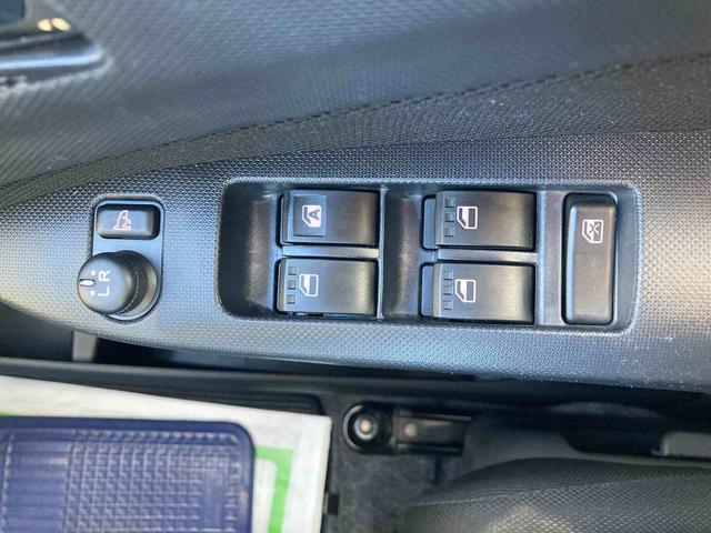 ムーヴカスタム　Ｘリミテッド　ＳＡナビ　バックカメラ　衝突被害軽減システム　電動格納ドアミラー　アルミホイール　キーレスエントリー　オートエアコン　ワンオーナー　禁煙車（広島県）の中古車