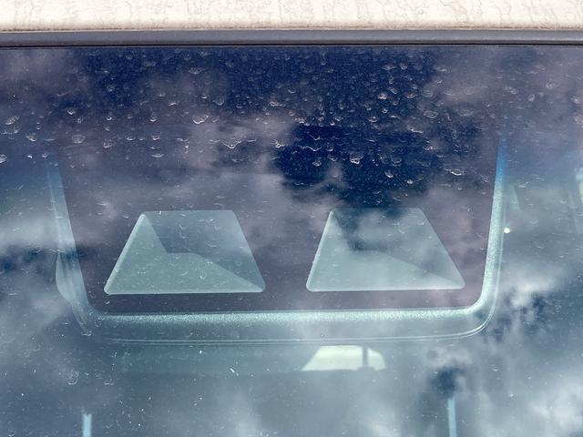 ハイゼットカーゴクルーズＳＡIII４ＷＤ　ＭＴ　ＤＶＤプレイヤー　バックカメラ　衝突被害軽減システム　両側スライドドア　電動格納ドアミラー　フォグランプ　アイドリングストップ　クリアランスソナー　マニュアルエアコン（広島県）の中古車